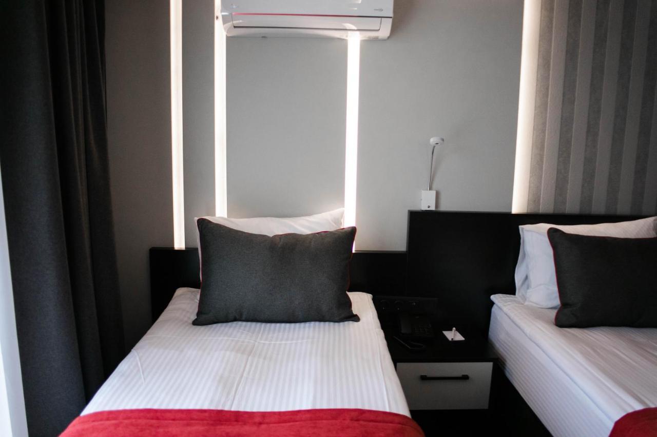 Methishotel Karsiyaka  Extérieur photo